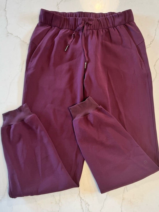 lululemon athletica Pants - lululemon athletica Women's Jogger Pants in Plum